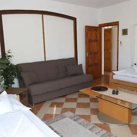 Tornyos Vendeghaz Apartment
